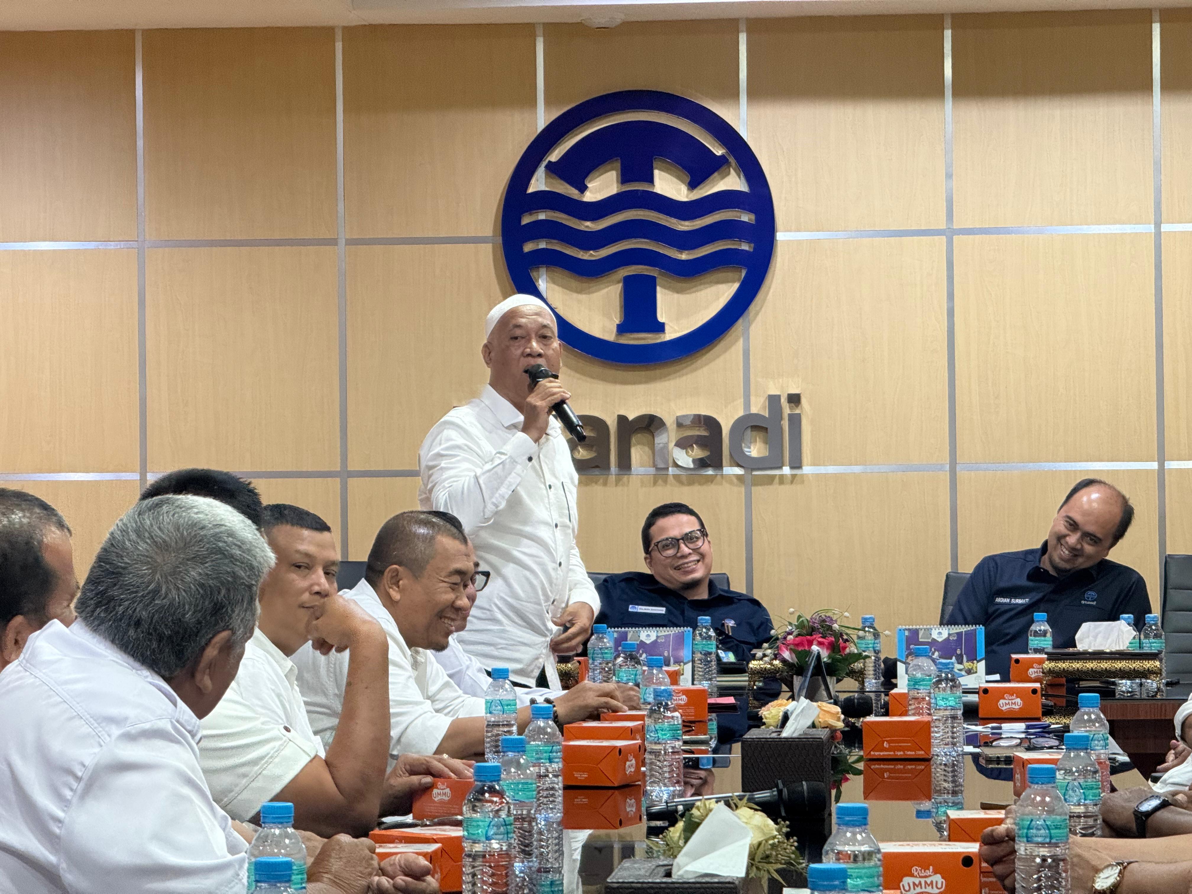 *IKRAR BERKOMITMEN DUKUNG MANAJEMEN PERUMDA TIRTANADI.*